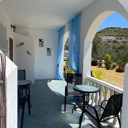 Cortijo Los Corazones Cantoria Exterior foto